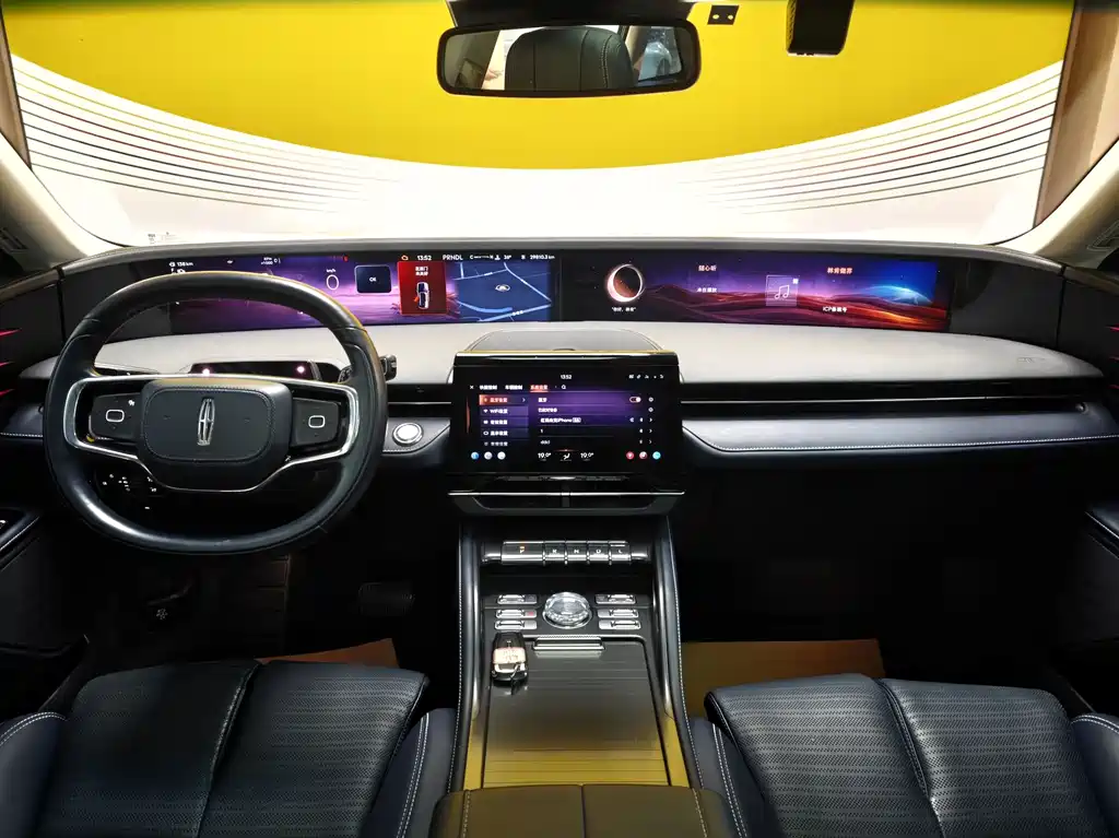 Lincoln Nautilus 2023 2.0T