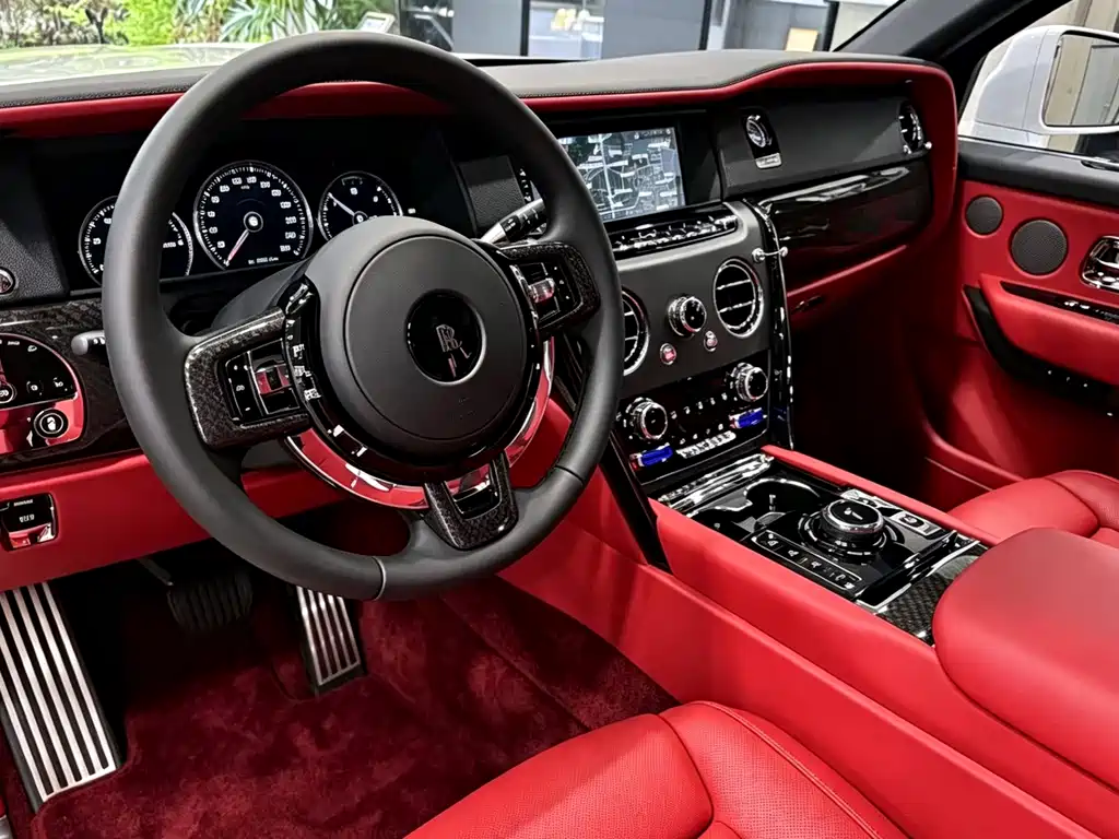 Rolls-Royce Cullinan 2024 Black Badge