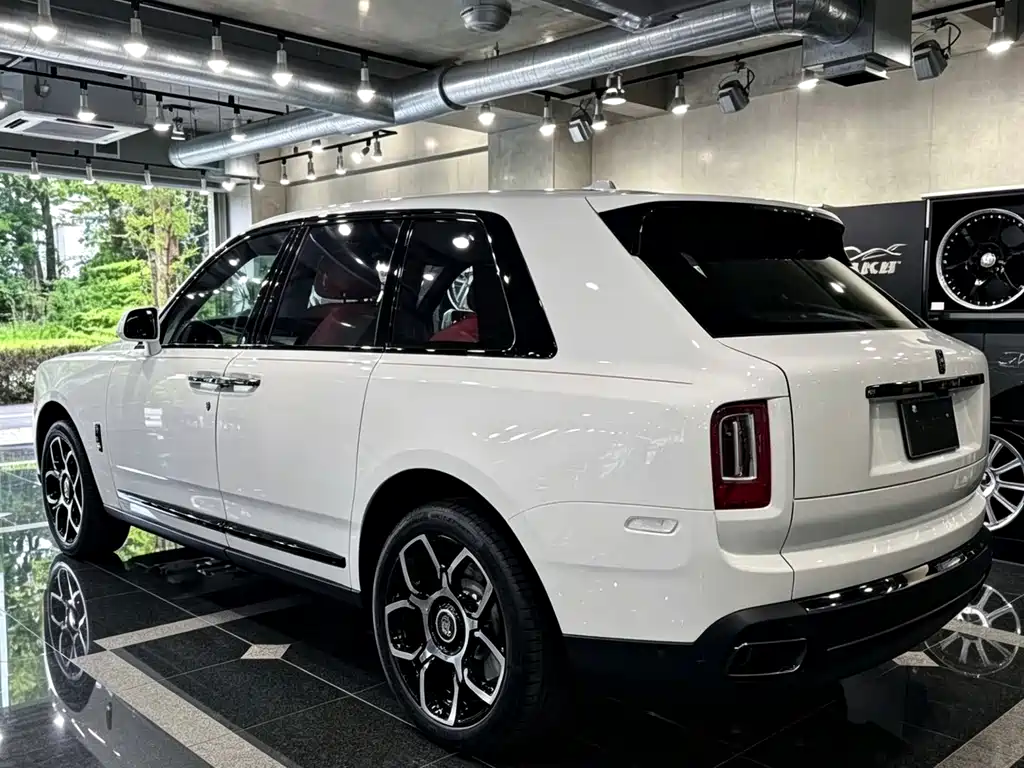 Rolls-Royce Cullinan 2024 Black Badge