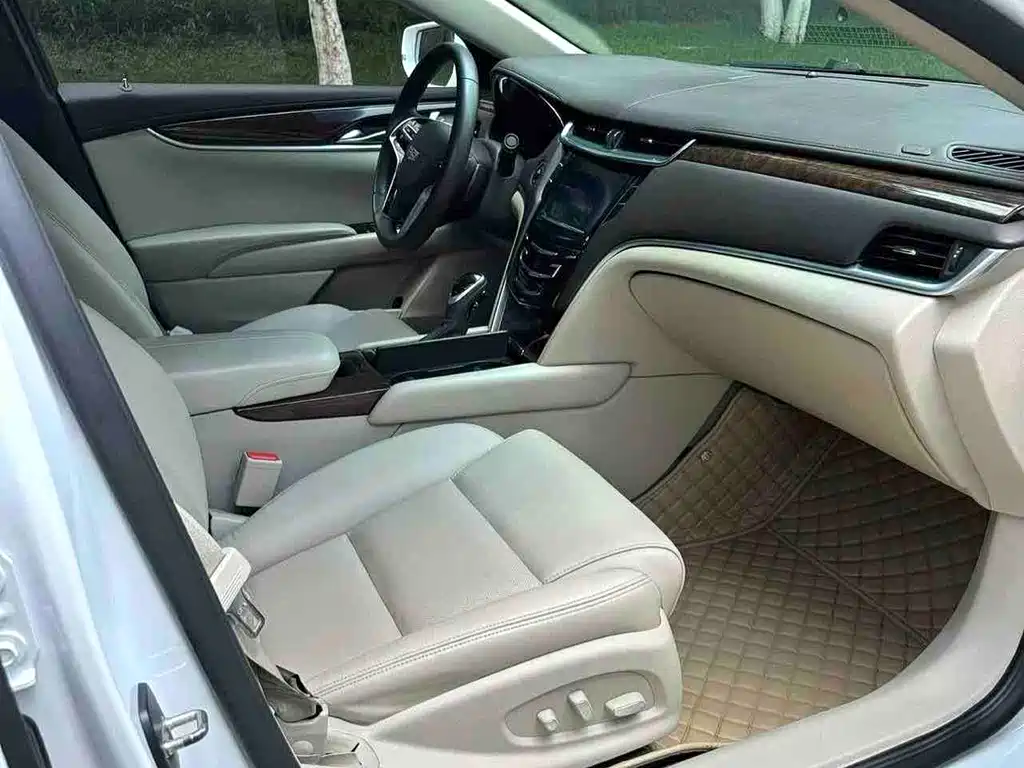 Cadillac XTS — миниатюра 5