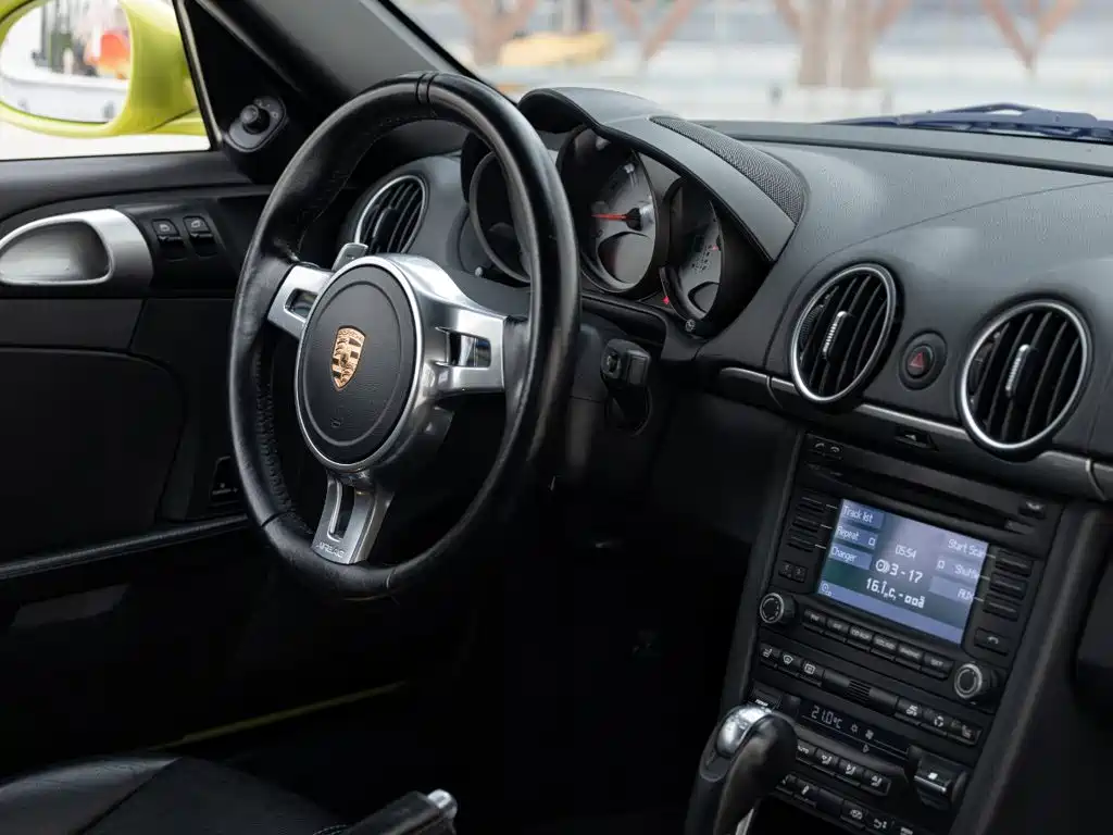 Porsche Cayman — миниатюра 10