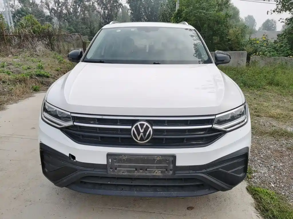Volkswagen Tiguan L — миниатюра 3