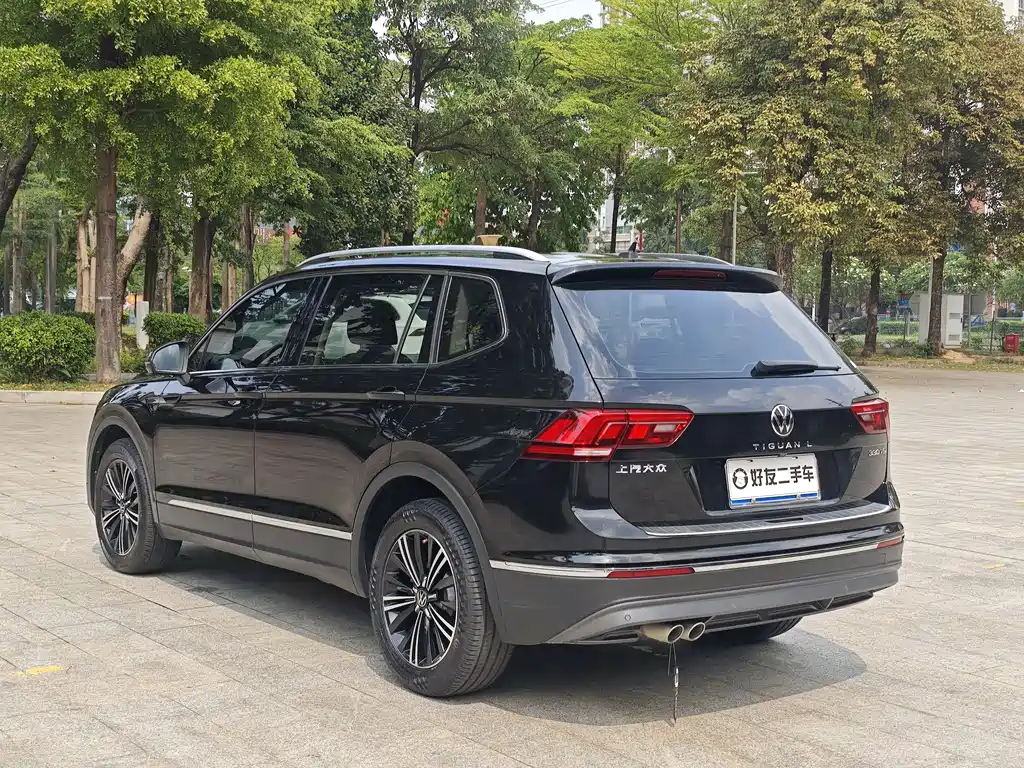 Volkswagen Tiguan L L 2021 330TSI AT Smart