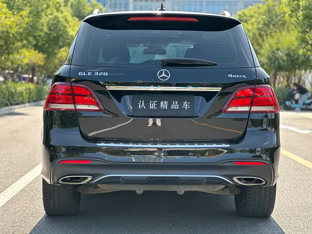 Mercedes-Benz GLE (Import) — миниатюра 4