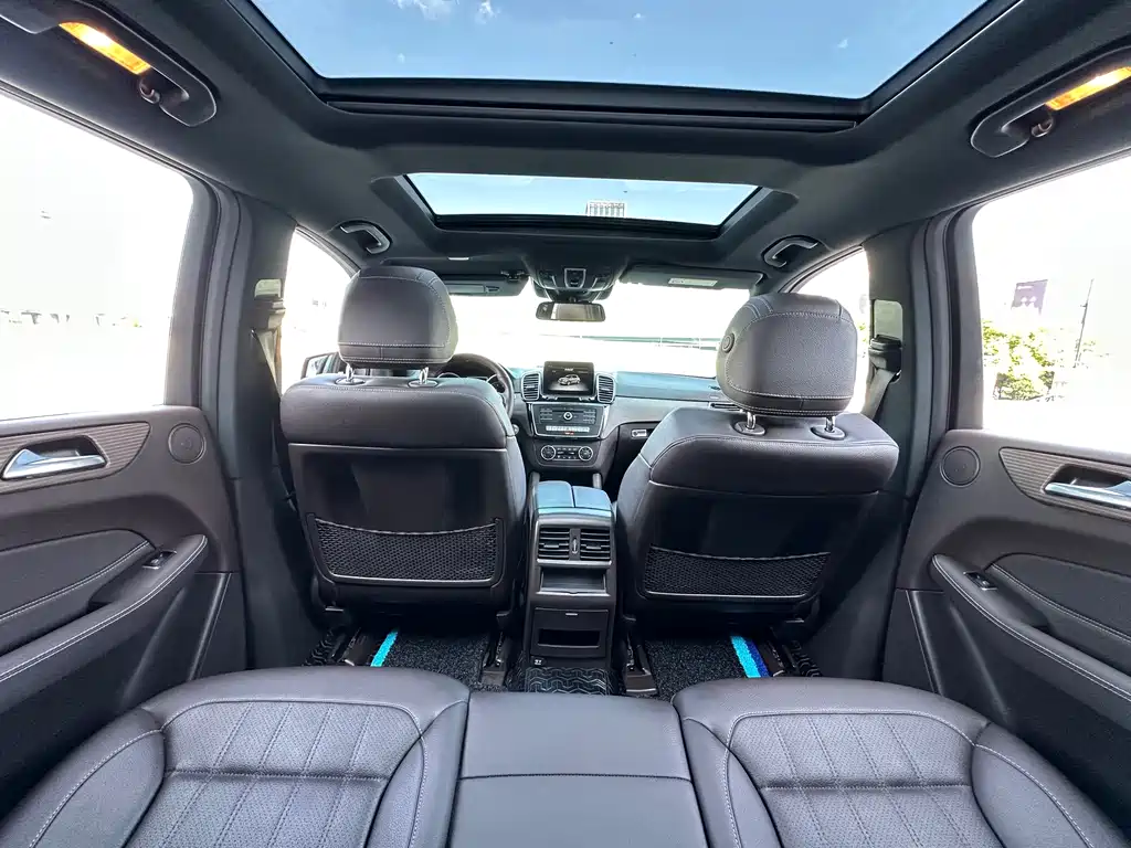 Mercedes-Benz GLE (Import) — миниатюра 14