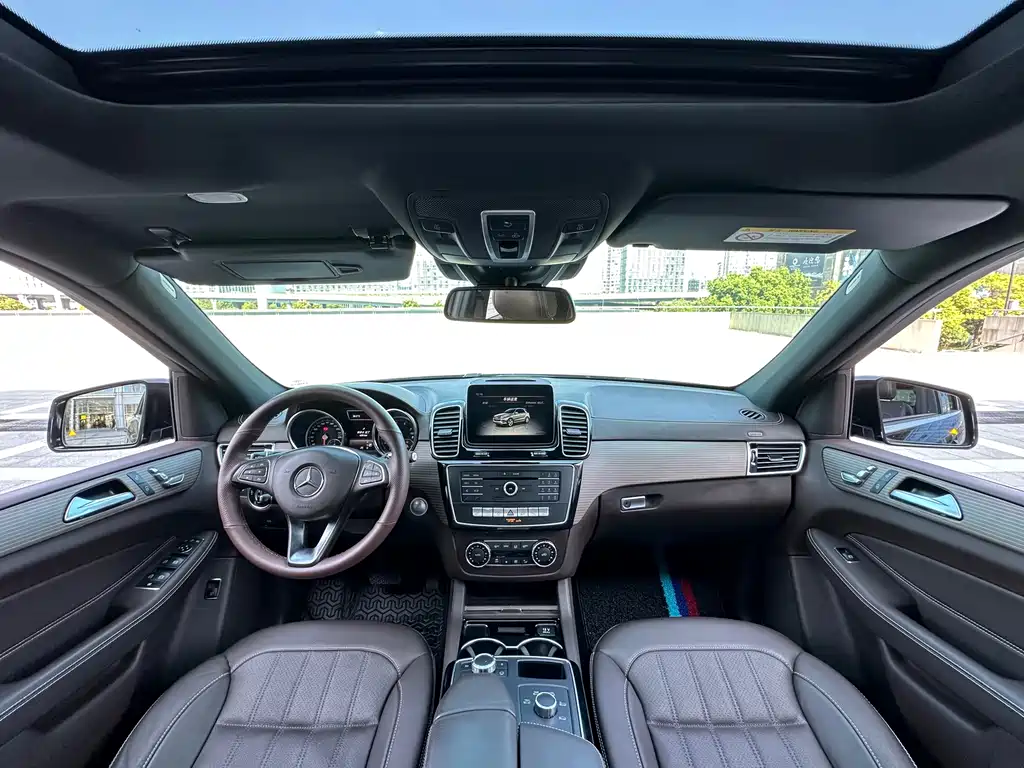 Mercedes-Benz GLE (Import) — миниатюра 11