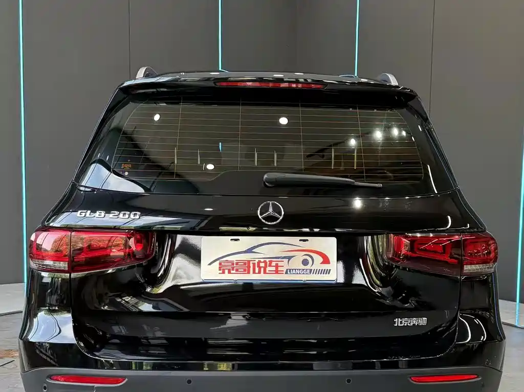 Mercedes-Benz GLB — миниатюра 7