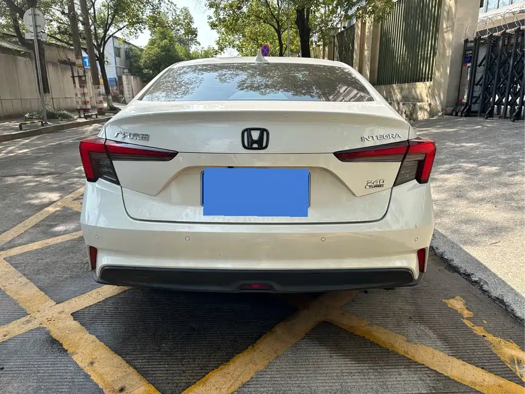 Honda Integra — миниатюра 6