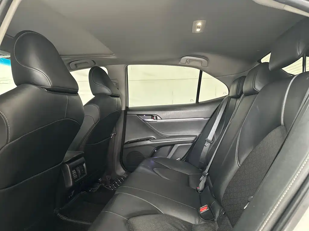 Toyota Camry 2019 2.5S