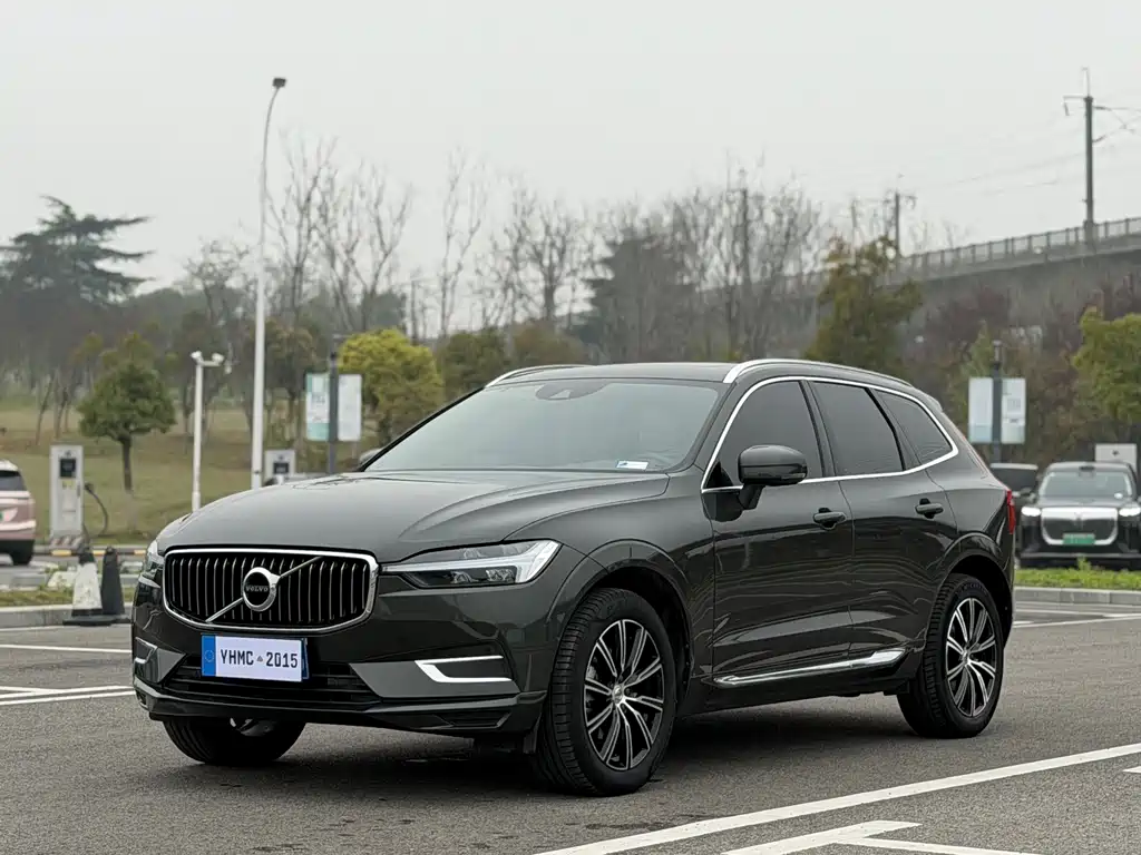 Volvo XC60 2021