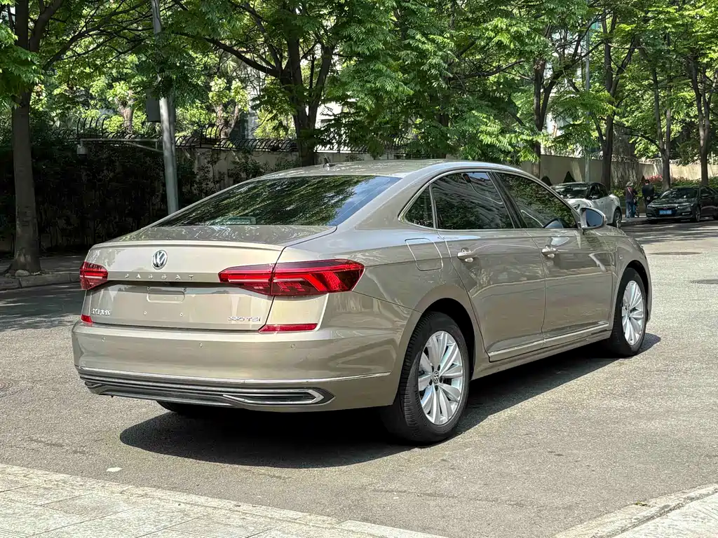 Volkswagen Passat 2019 330TSI Elite VI