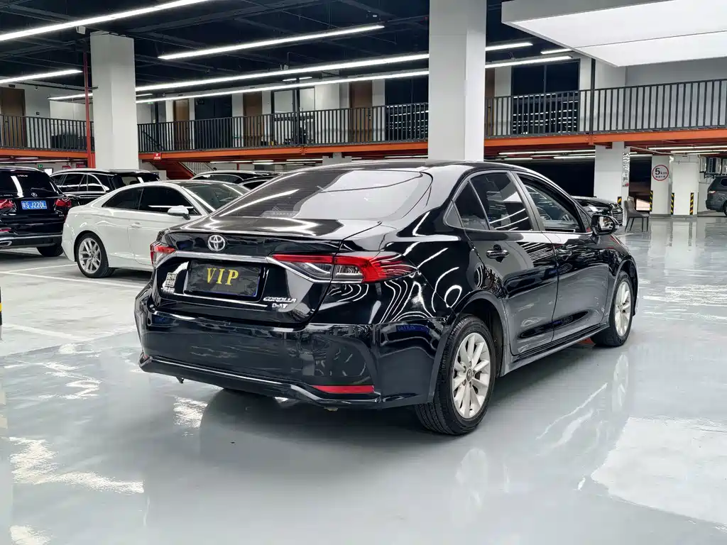 Toyota Corolla — миниатюра 12