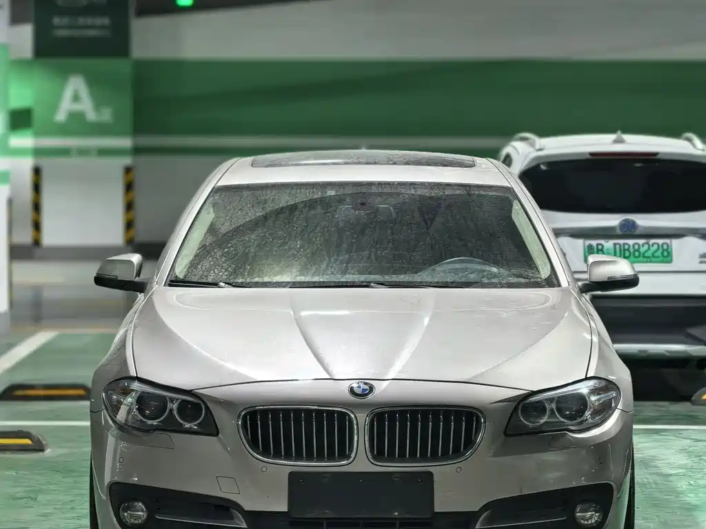 BMW 5 SERIES