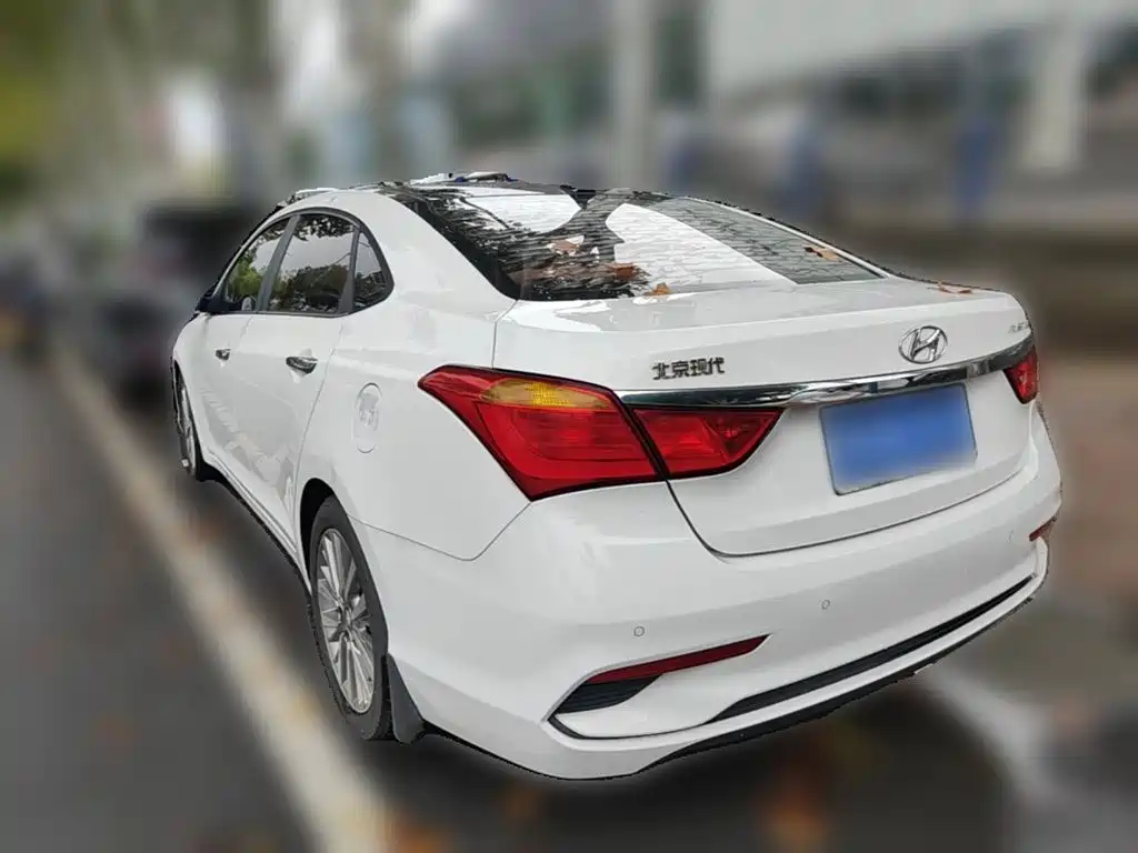 Hyundai Mistra — миниатюра 7