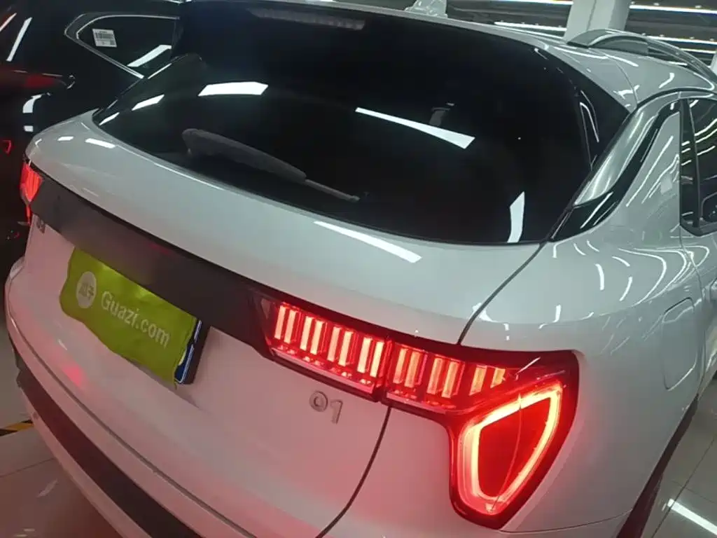 Lynk & Co 01 — миниатюра 6