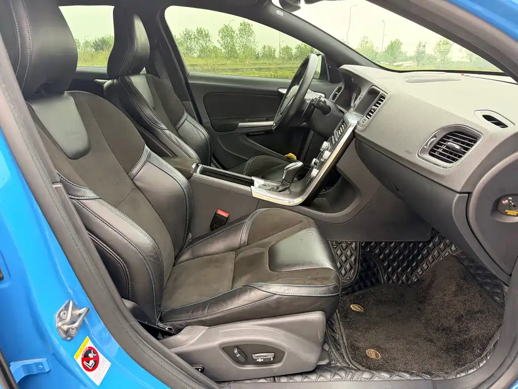 Volvo V60 — миниатюра 12