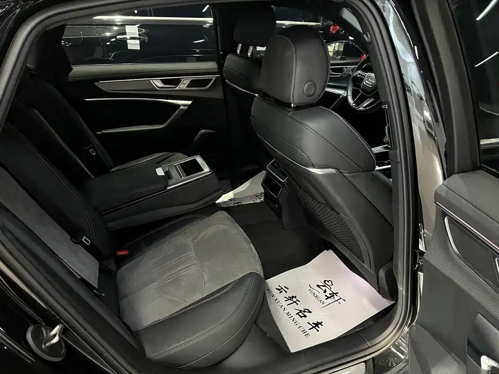 Audi A6L 2024 45 TFSI
