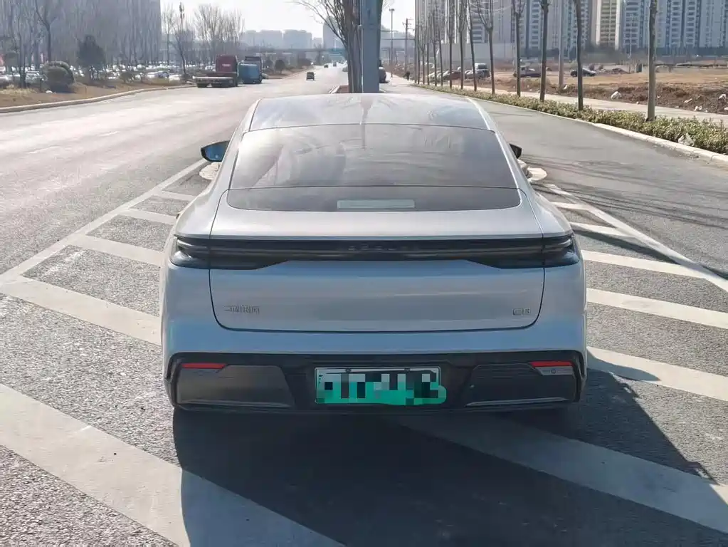 GEELY GALAXY GALAXY E8