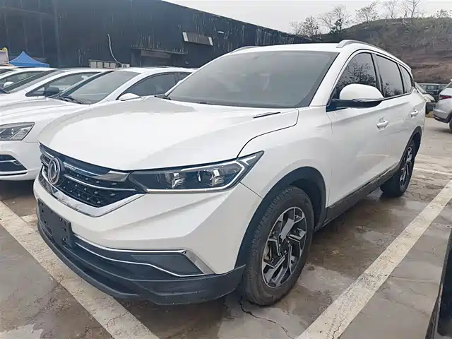 DONGFENG AX7