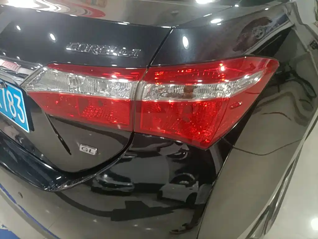 Toyota Corolla — миниатюра 8
