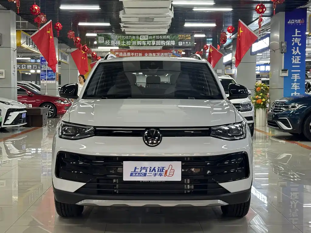 Volkswagen Tharu — миниатюра 2
