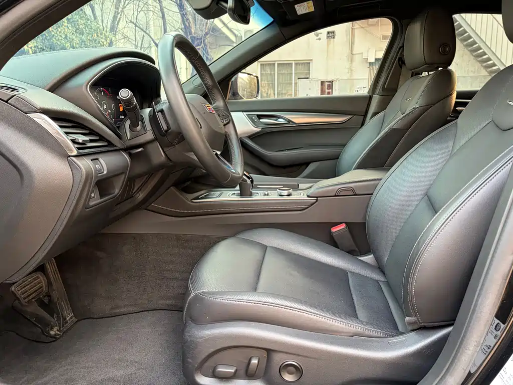 Cadillac CT5 2023 28T Luxury ( Standard )