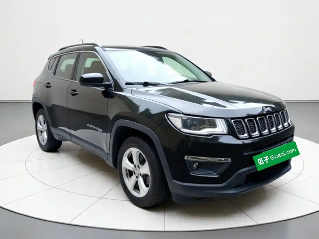 Jeep Compass — миниатюра 3