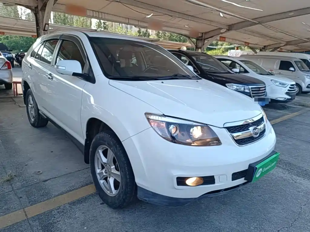 BYD S6 — миниатюра 4