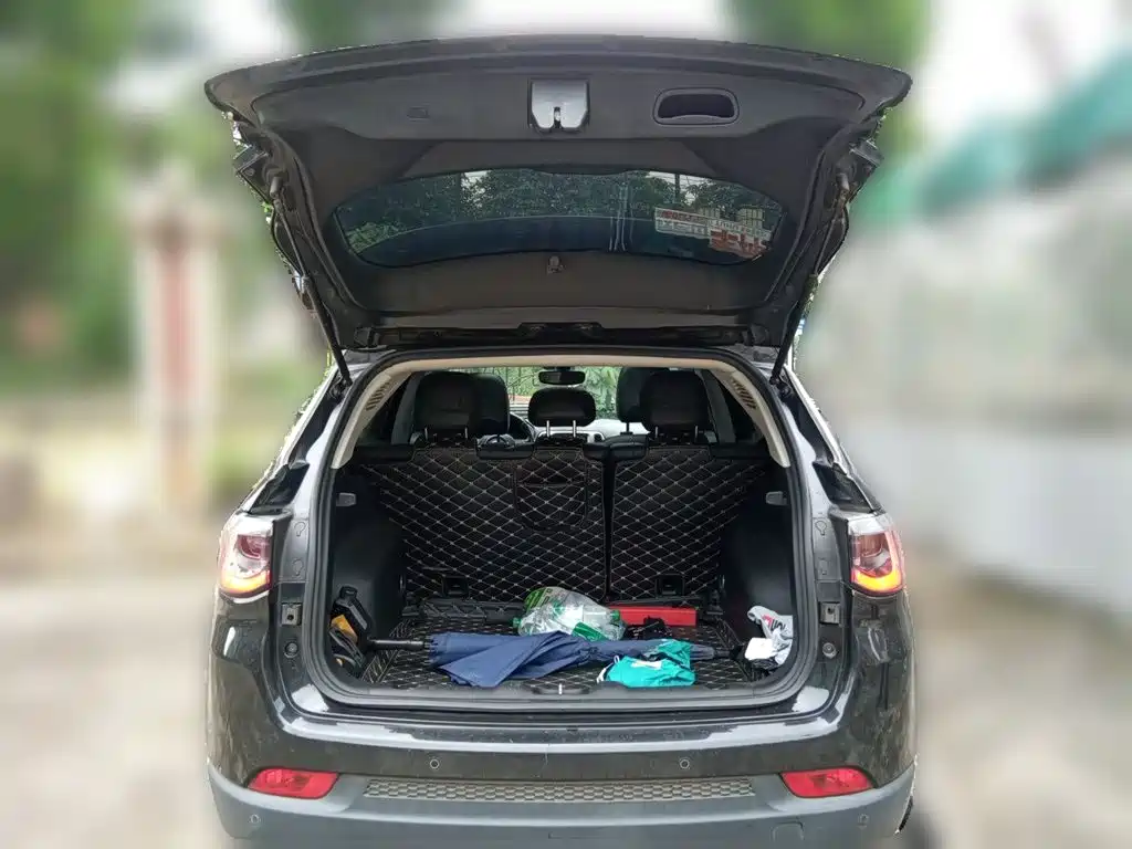 Jeep Compass — миниатюра 20
