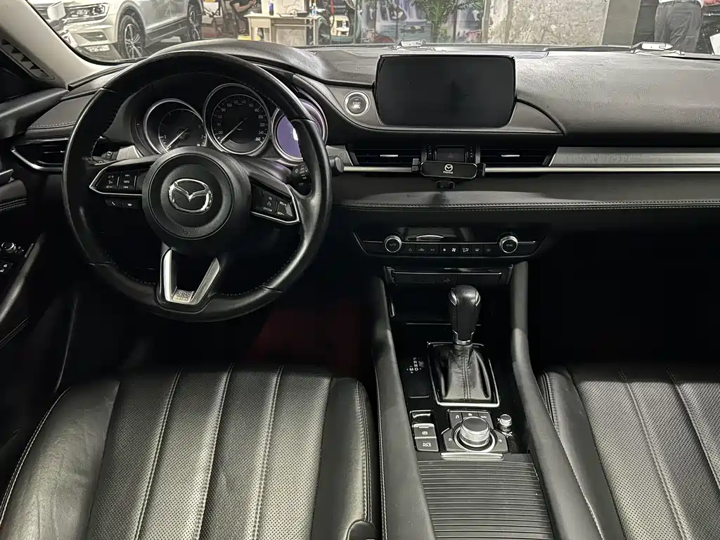 Mazda Atenza 2020 2.0L Luxury