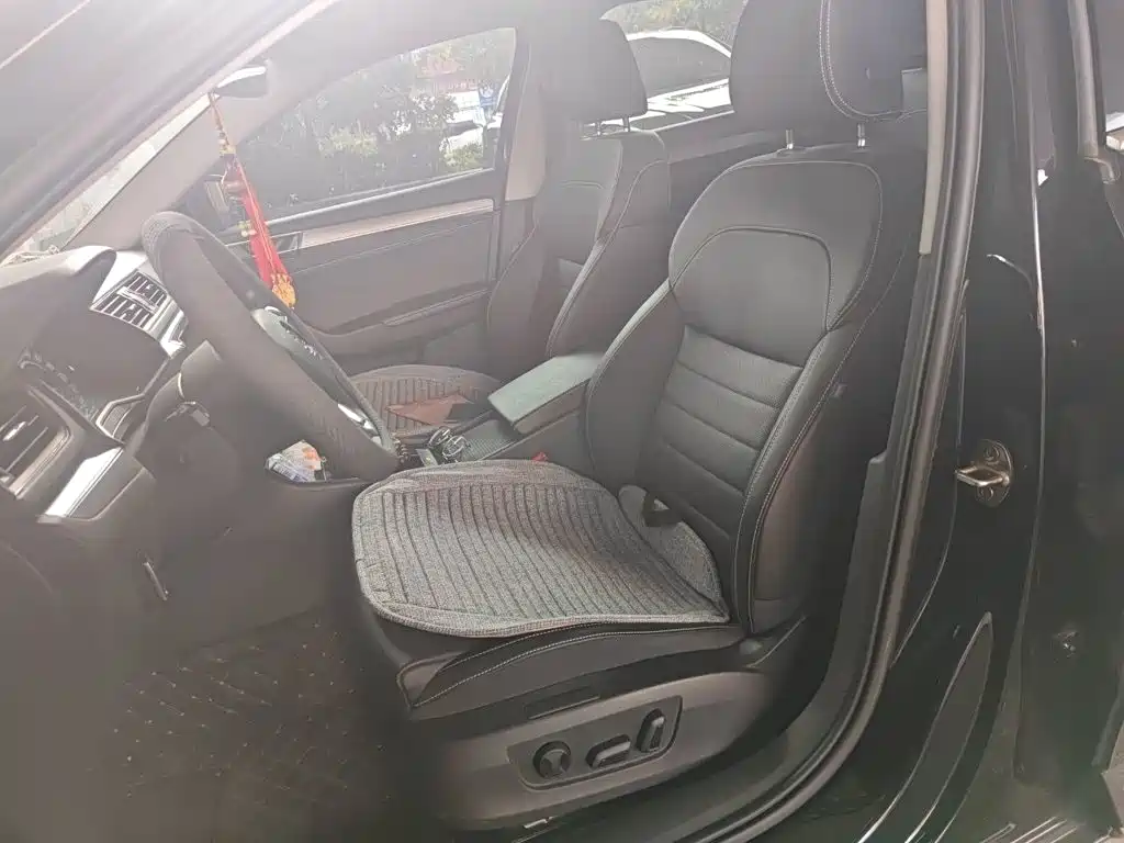 Skoda Superb — миниатюра 16