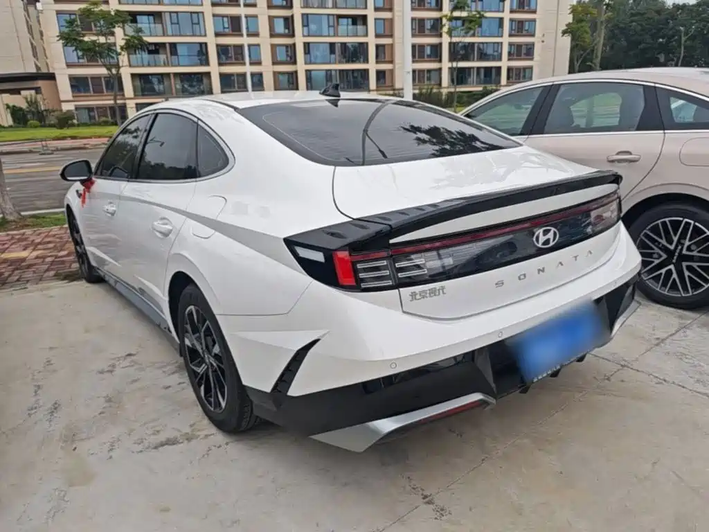 Hyundai Sonata — миниатюра 5