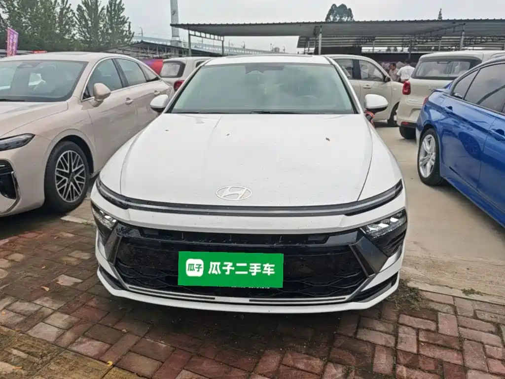 Hyundai Sonata — миниатюра 3