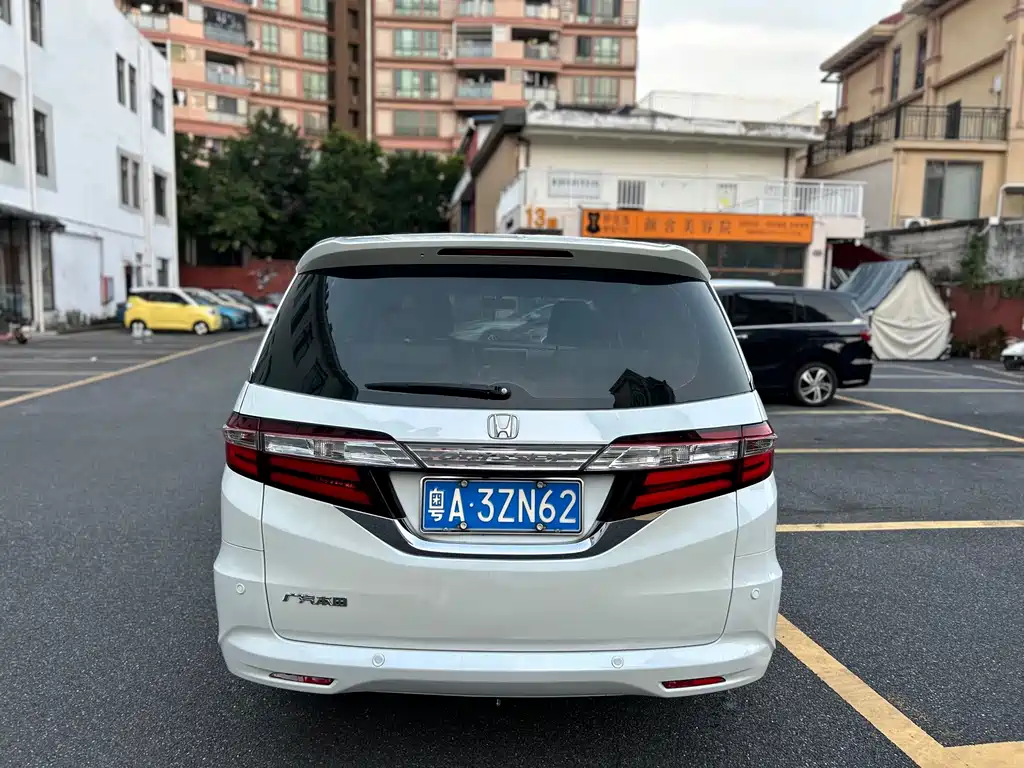 Honda Odyssey — миниатюра 6