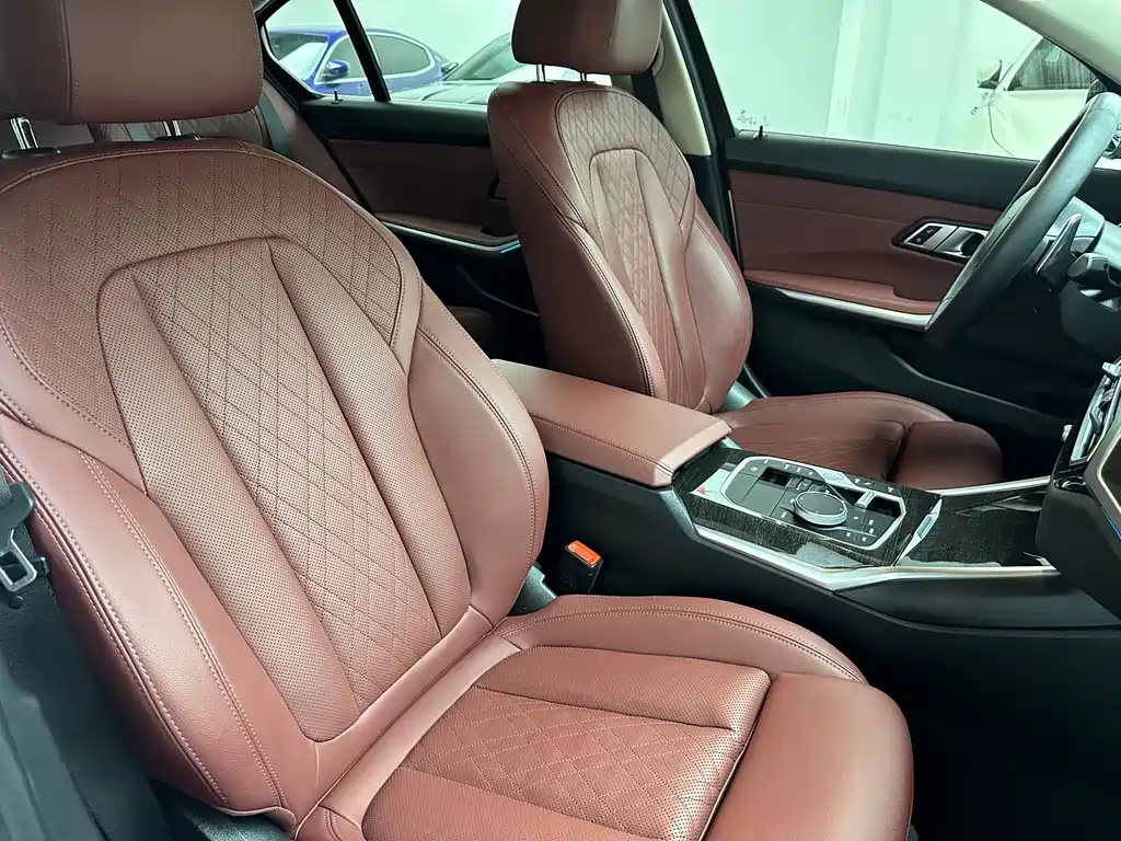 BMW 3 Series — миниатюра 17