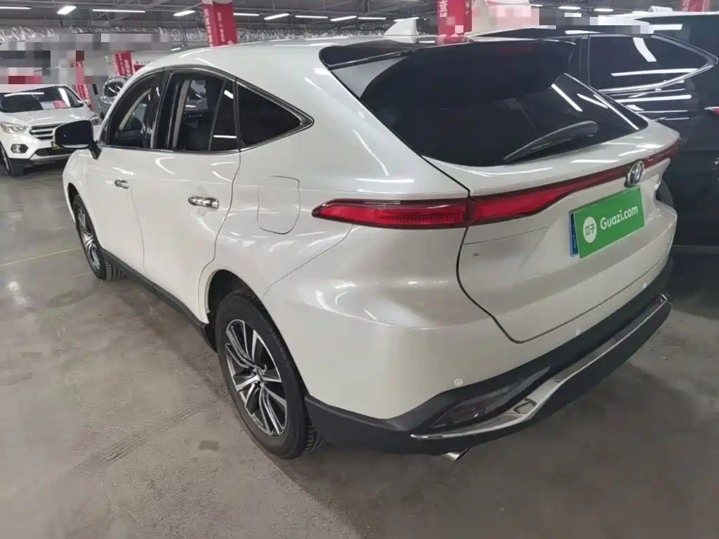 Toyota Harrier — миниатюра 5