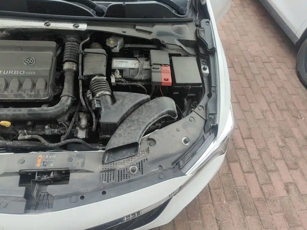 Buick Verano — миниатюра 21