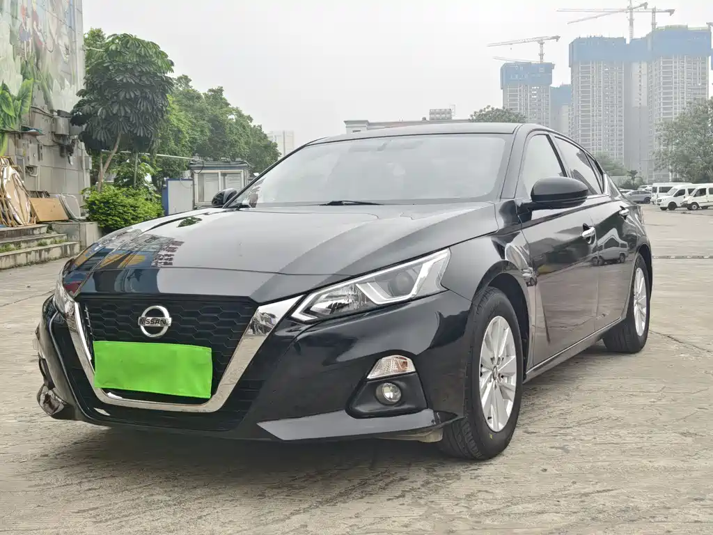 Nissan Teana 2022