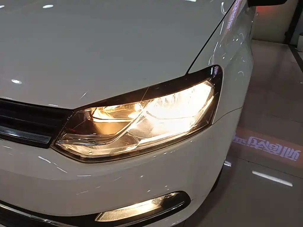 Volkswagen Polo — миниатюра 24