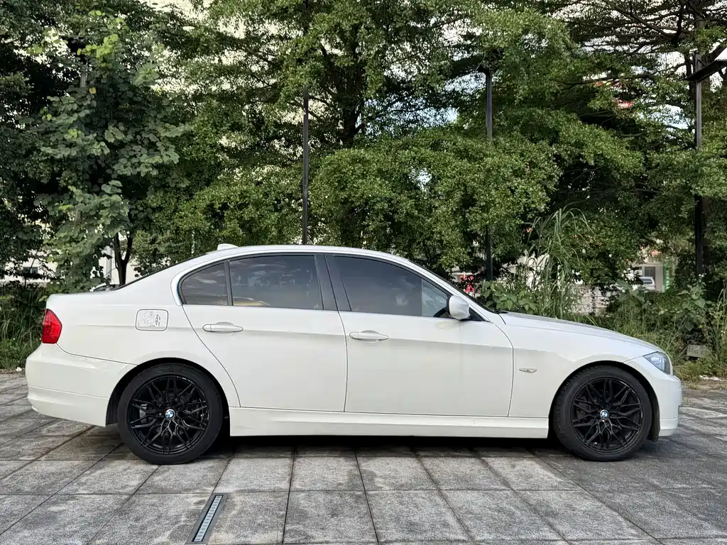 BMW 3 Series — миниатюра 6