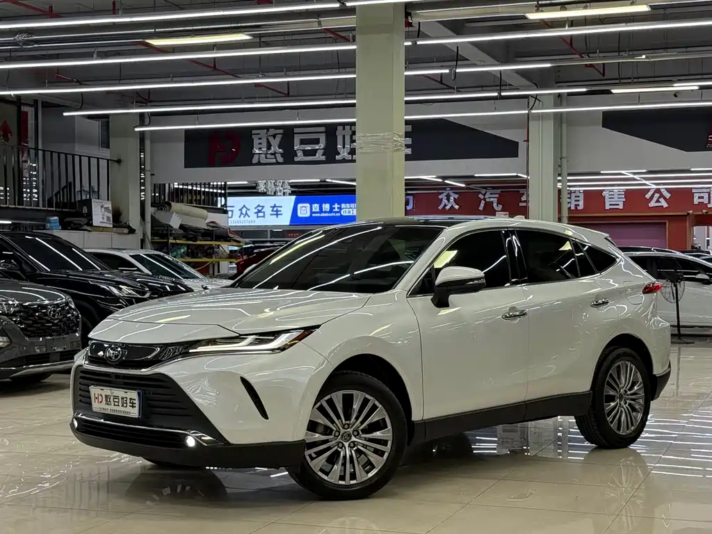 Toyota Harrier 2022 2.0L CVT 2WD Premium Edition
