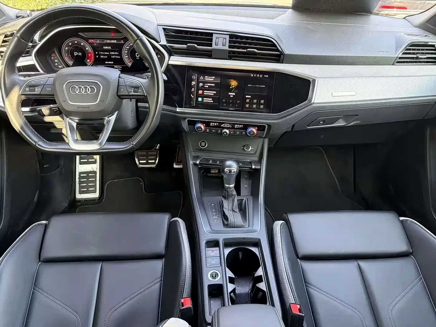 Audi Q3 2024 Silver/gray из Китая, фото 2