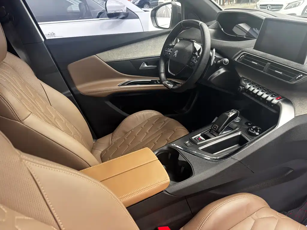 Peugeot 5008 — миниатюра 14