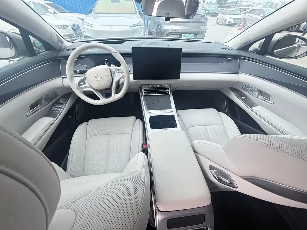 BYD Han L — миниатюра 7
