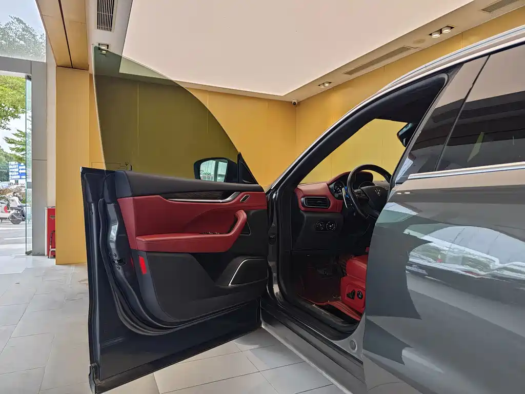 Maserati Levante 2016 3.0T