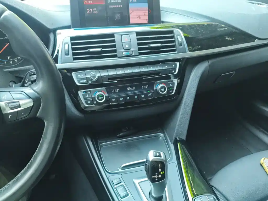 BMW 3 Series GT — миниатюра 9