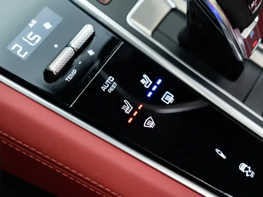Porsche Panamera — миниатюра 28