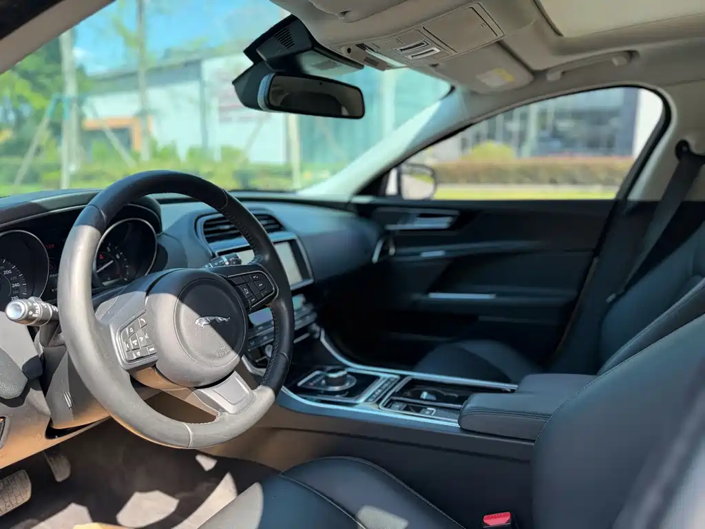 Jaguar XEL — миниатюра 8