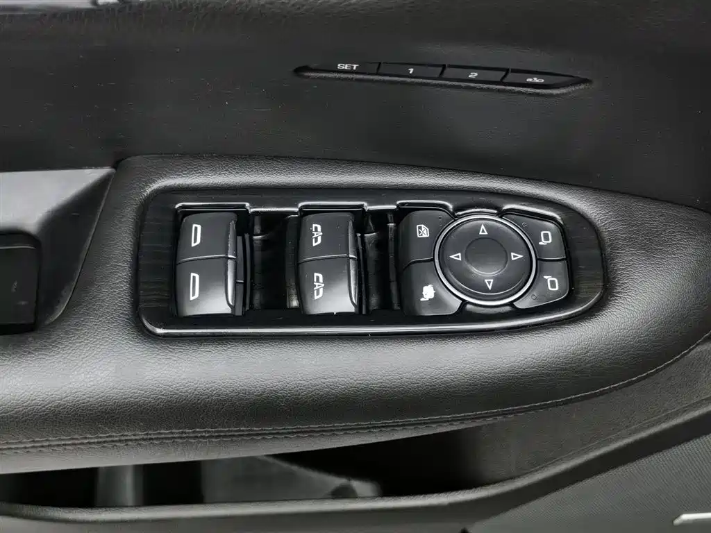 Cadillac XT5 2016 25T Luxury