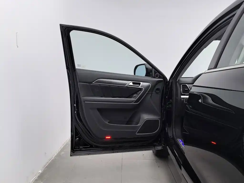 Haval H6 Coupe — миниатюра 8